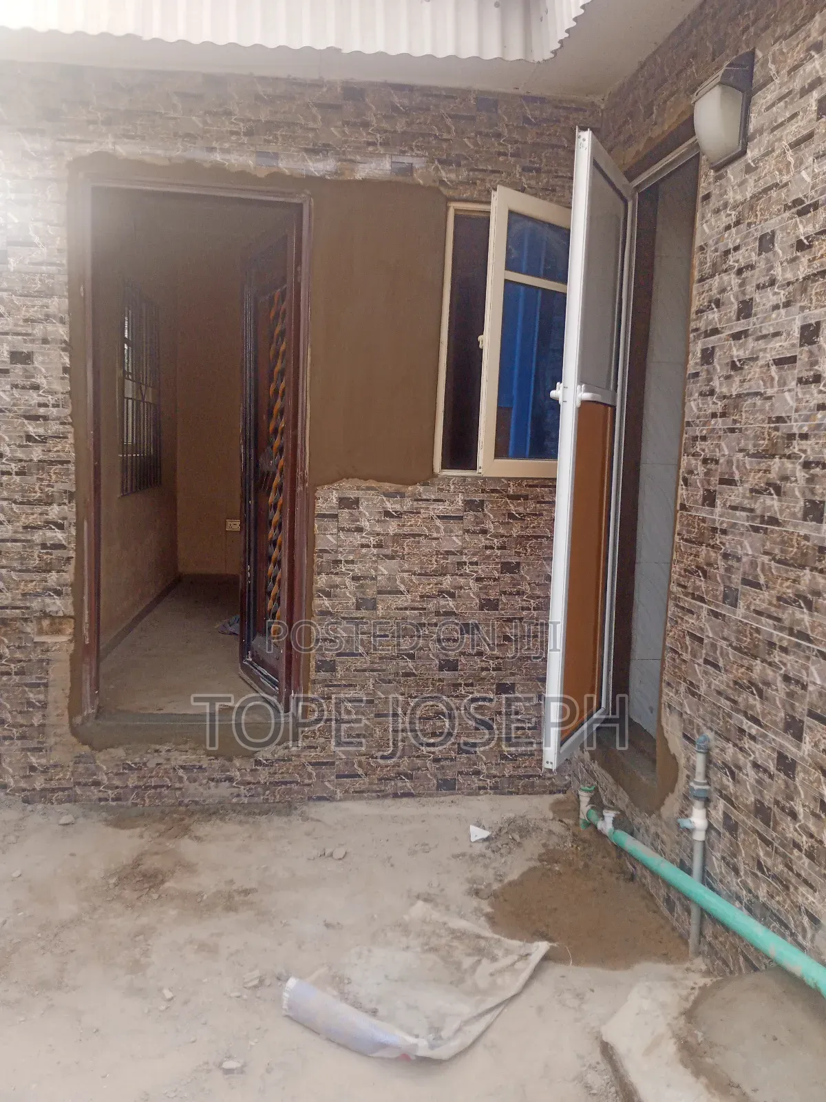 Furnished Mini Flat in Adamo for rent