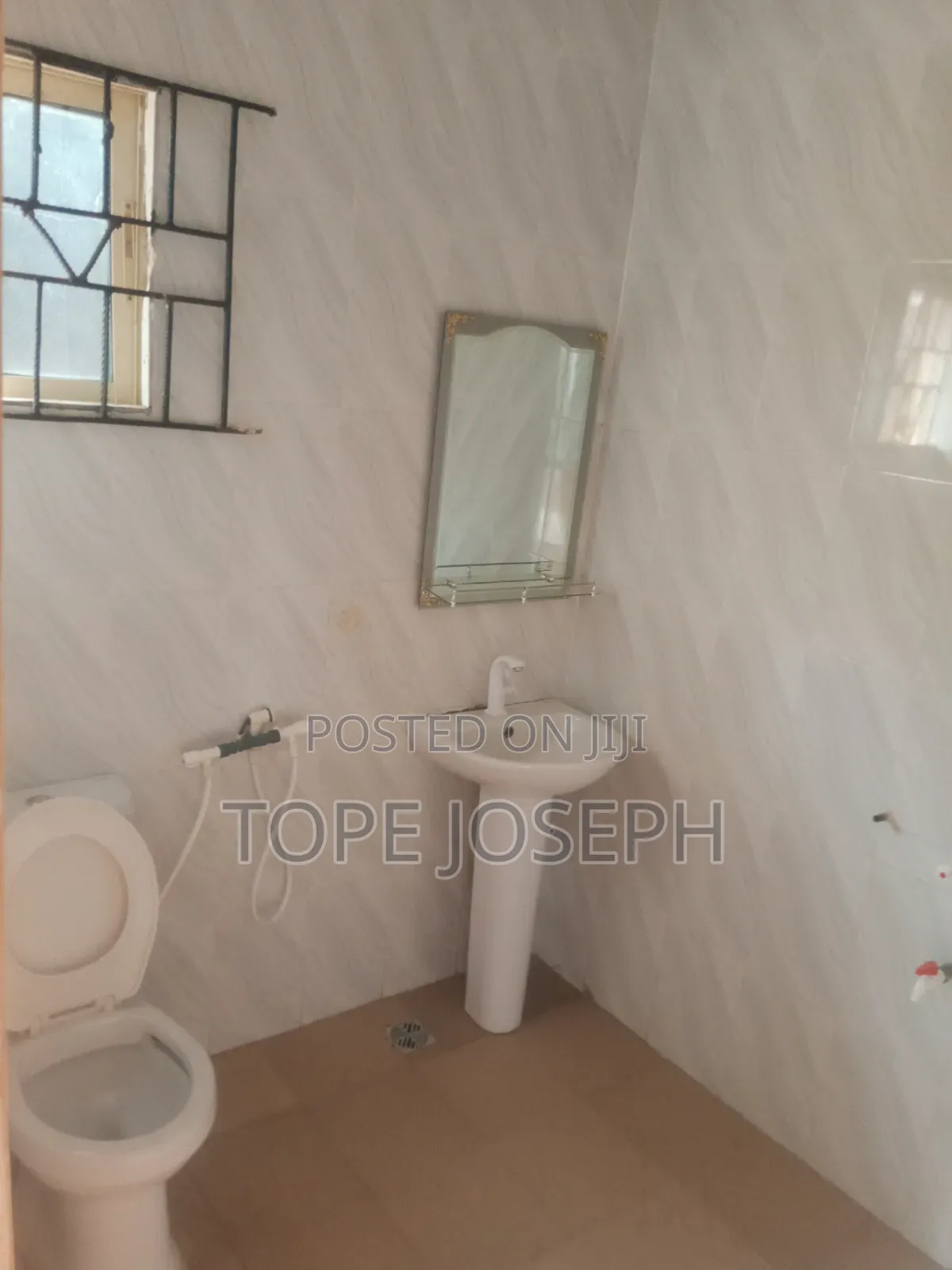 Furnished Mini Flat in Adamo for rent