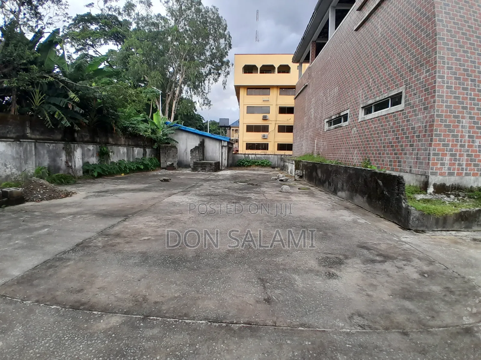 Office Building at Old Gra