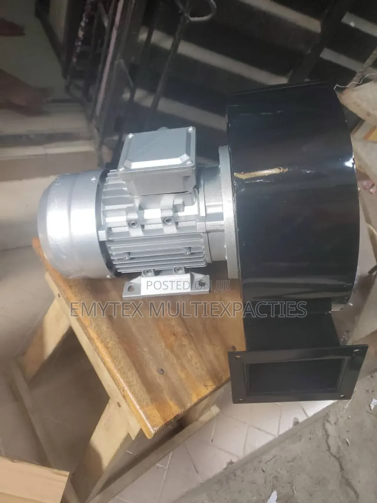 Centrifuge Blower