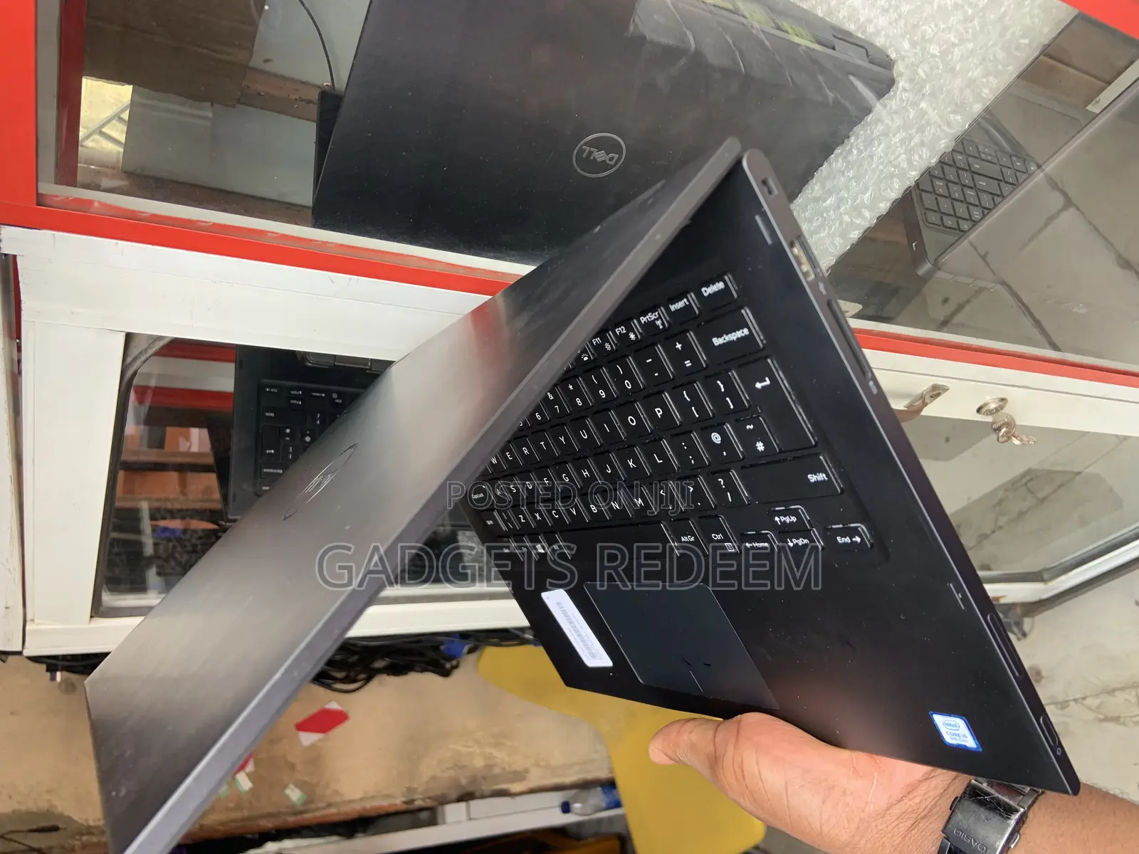 Laptop Dell Latitude 3390 8GB Intel Core I5 SSD 256GB