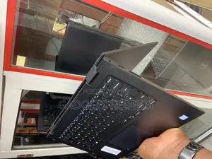 Laptop Dell Latitude 3390 8GB Intel Core I5 SSD 256GB