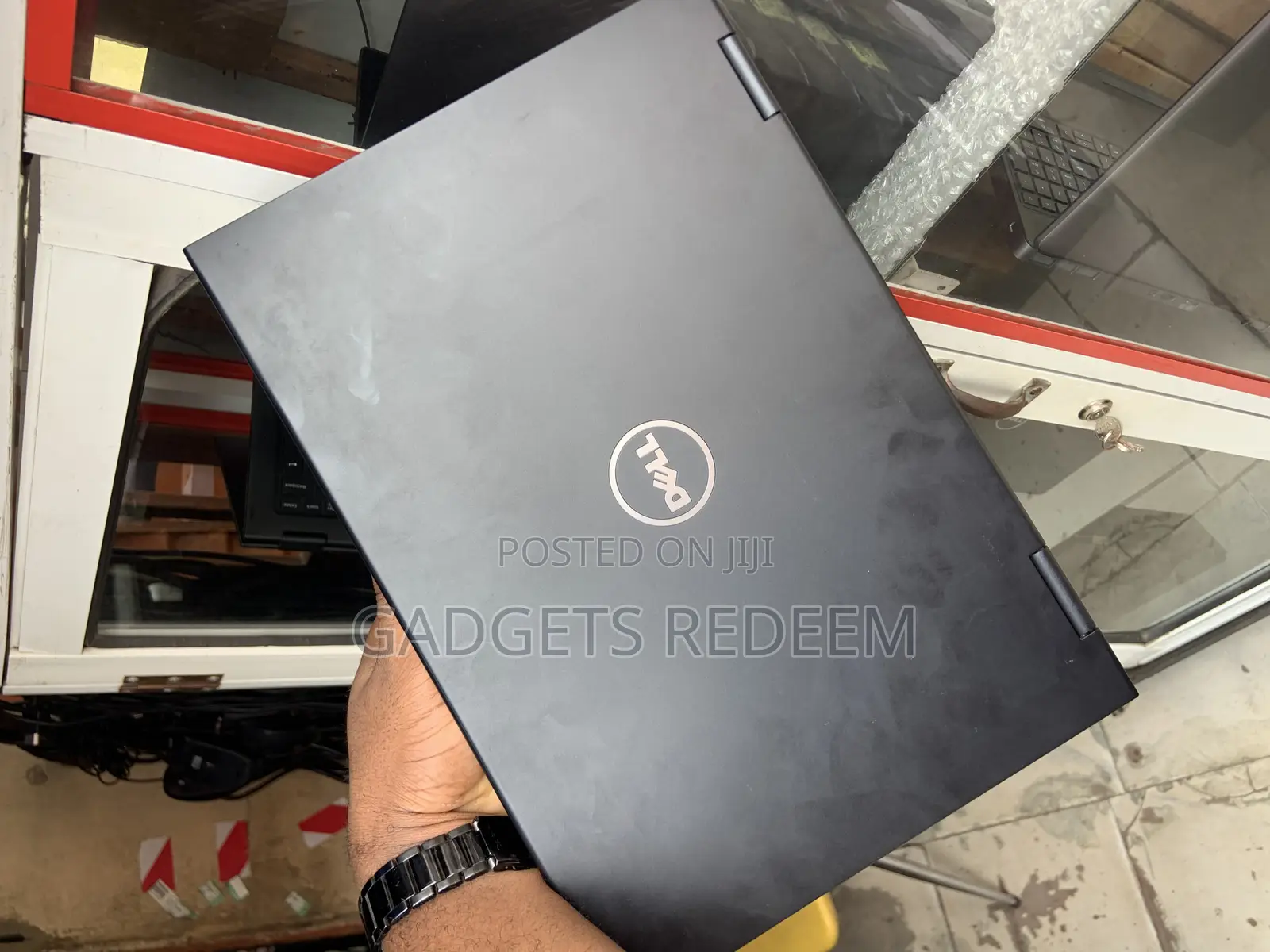 Laptop Dell Latitude 3390 8GB Intel Core I5 SSD 256GB