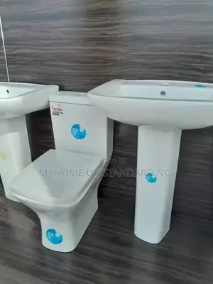 England Coupled Toilet Set and a Pedestal Basin.