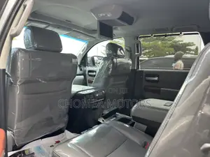 Toyota Sequoia 2014 Silver
