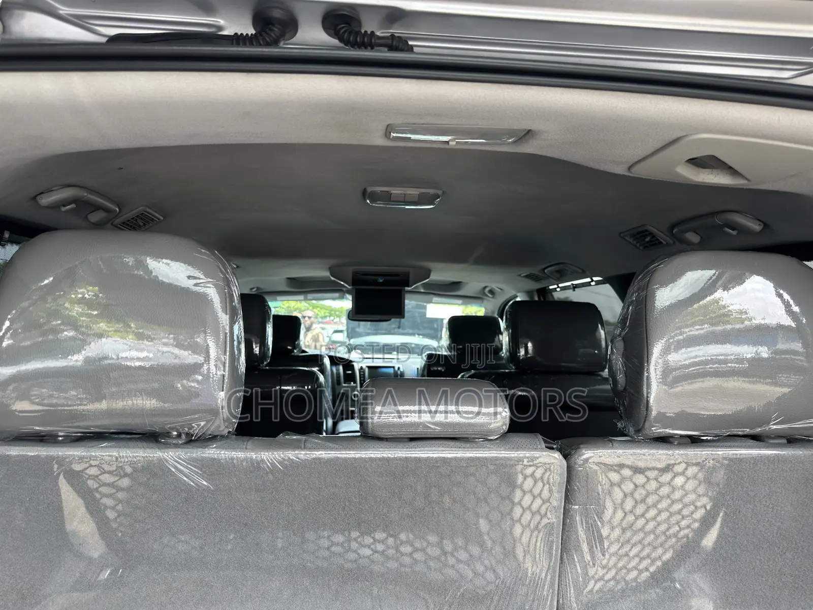 Toyota Sequoia 2014 Silver
