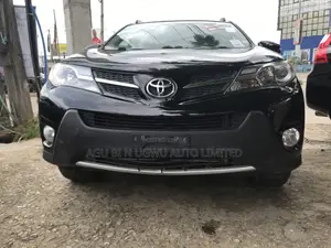 Toyota RAV4 Limited 4dr SUV (2.5L 4cyl 6A) 2015 Black