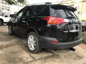 Toyota RAV4 Limited 4dr SUV (2.5L 4cyl 6A) 2015 Black