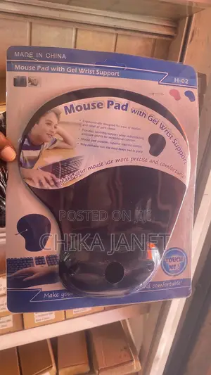 Mousepad With Gel Wrist Support