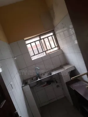 1bdrm Block of Flats in City Estate, Port-Harcourt for rent
