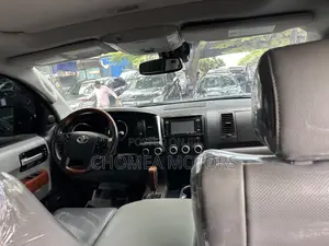 Toyota Sequoia 2018 Gray