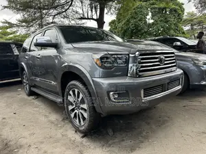 Toyota Sequoia 2018 Gray