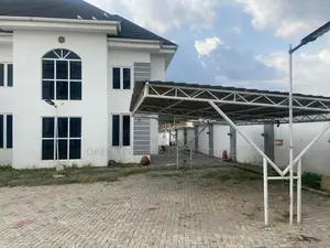 5bdrm Duplex in Guzape for sale