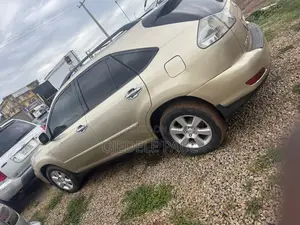 Lexus RX 330 2005 Gold
