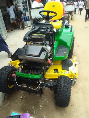 Lawn Mower Tractor Machine