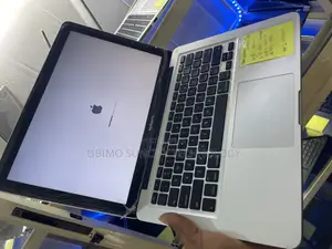Laptop Apple MacBook Pro 8GB Intel Core i5 HDD+SSD 500GB