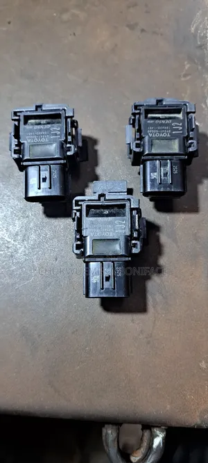 Lexus Rx350/Gx460 Front Bumper Camera Sensor