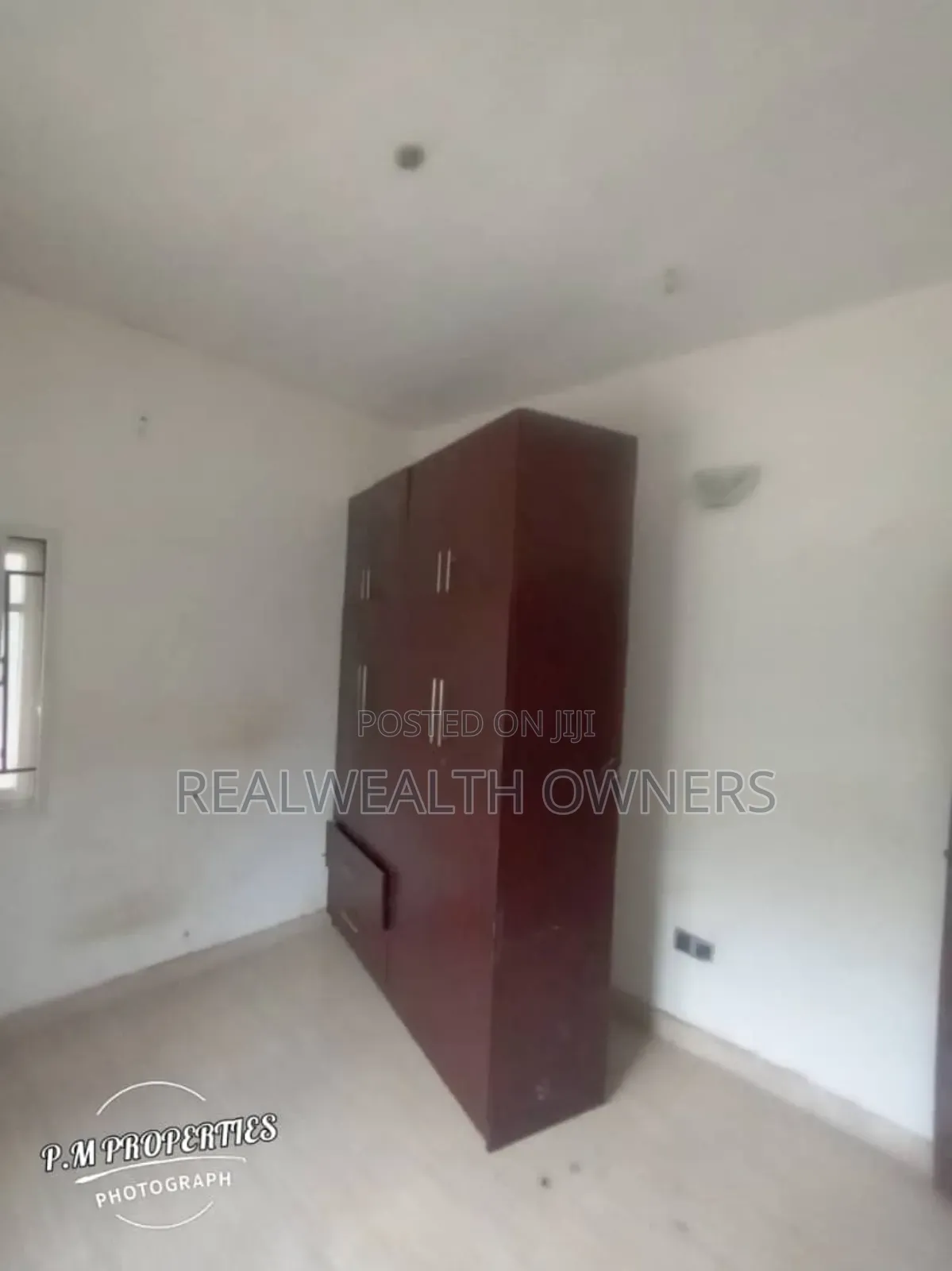 3bdrm Apartment in Ivory Garden Estate, Obafemi-Owode for rent