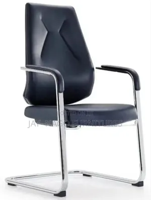 Executive Newly Designed Pure Leather Swivel Office Chair