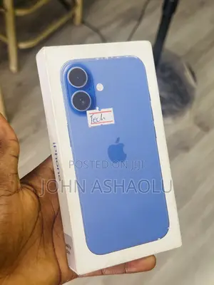 New Apple iPhone 16 128 GB Blue