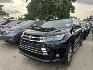 Toyota Highlander 2016 Black