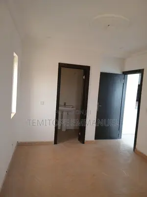 Furnished 3bdrm Apartment in Abijo for sale