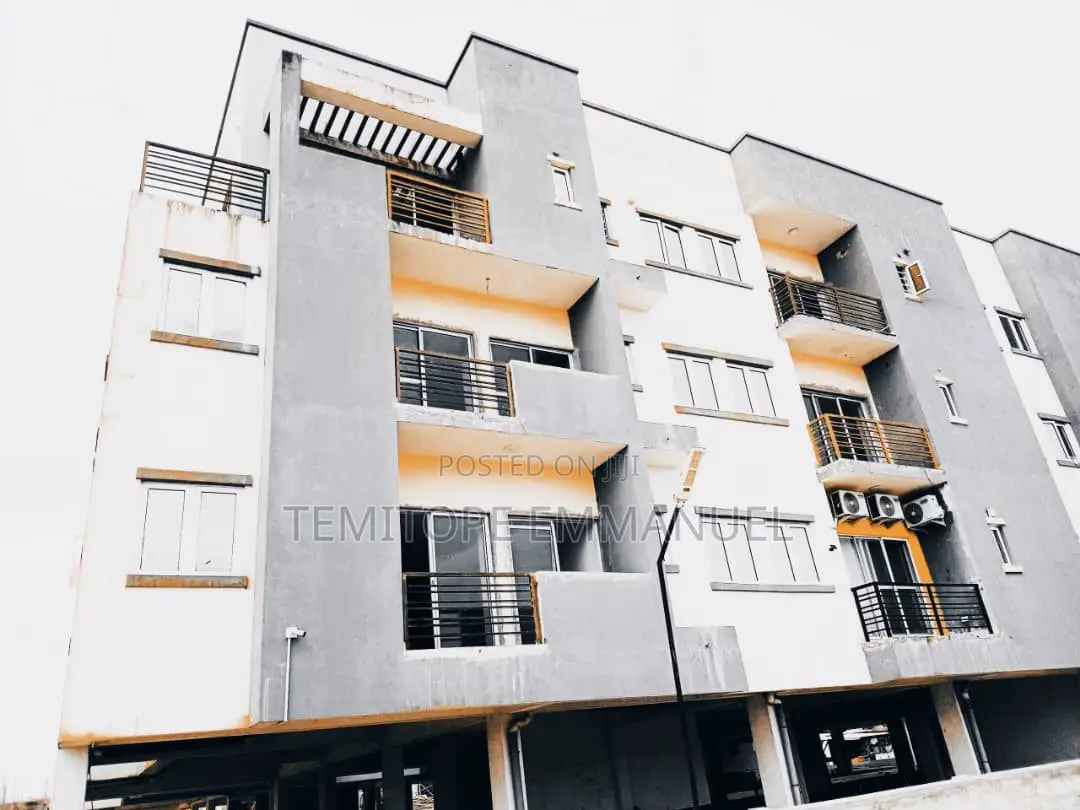 Furnished 3bdrm Apartment in Abijo for sale