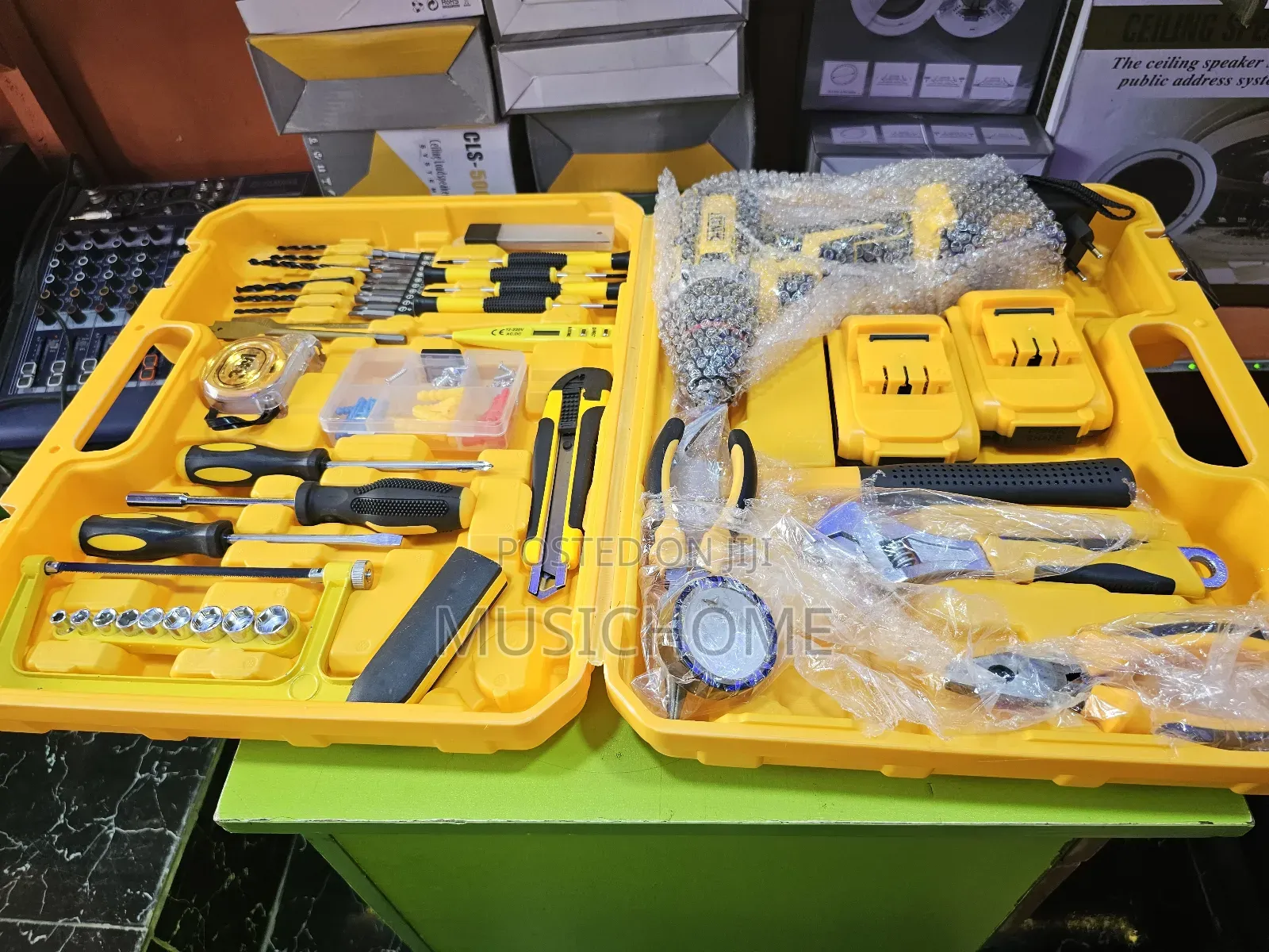 Dewalt High Quality Tools Box