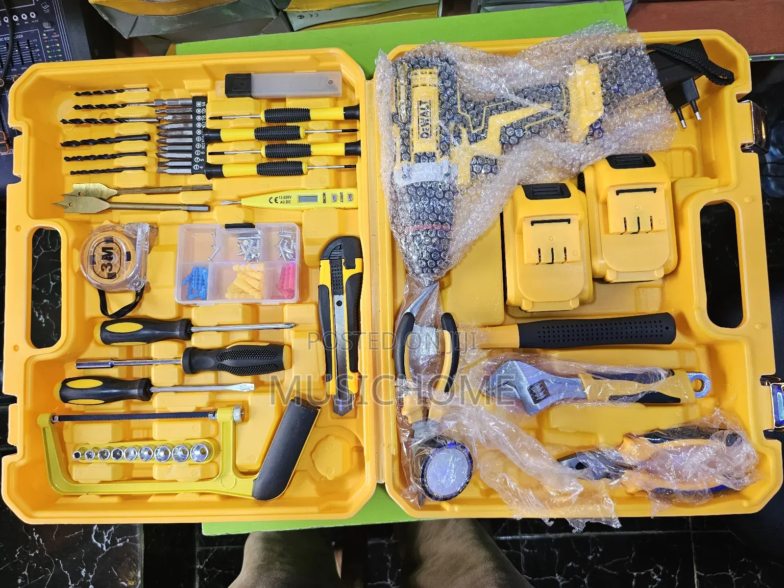 Dewalt High Quality Tools Box