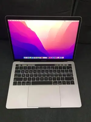 Laptop Apple MacBook Pro 8GB Intel Core i5 SSD 256GB