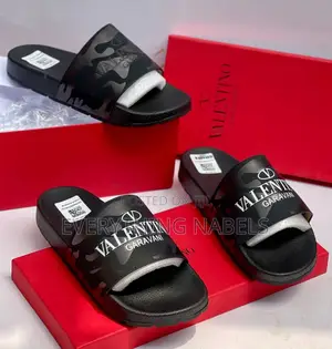 Photo - Valentino Slides