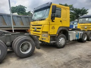 Foreign 10tires Howo Tractor for Sales