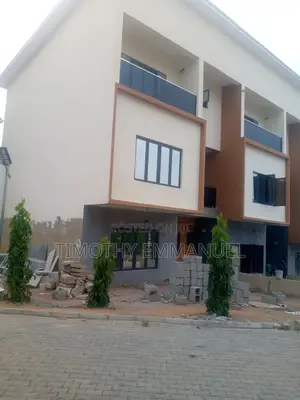 4bdrm Townhouse/Terrace in Wuye District Abuja for Sale