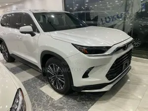 Toyota Grand Highlander Platinum AWD 2024 White