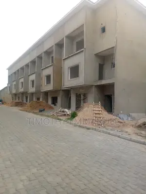 4bdrm Townhouse/Terrace in Wuye District for sale