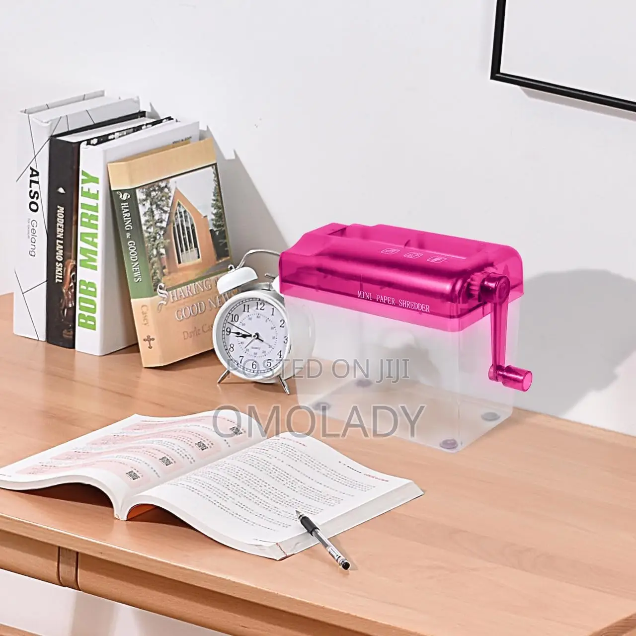 Desktop Manual Paper Shredder Machine - Pink