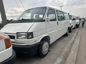 Volkswagen Transporter 2005 White