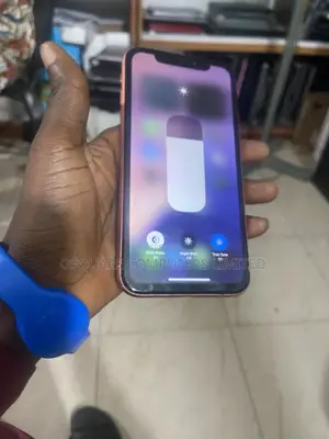 Apple iPhone XR 64 GB Orange