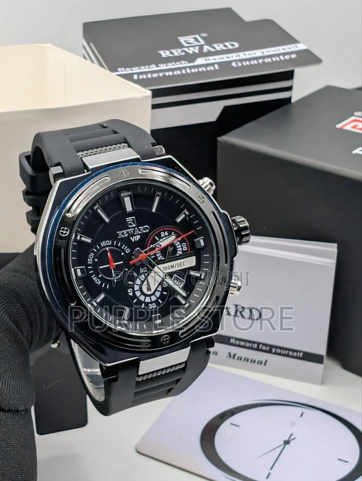 Rewardvip Rubber Chronograph Wristwatch Solid Quality 