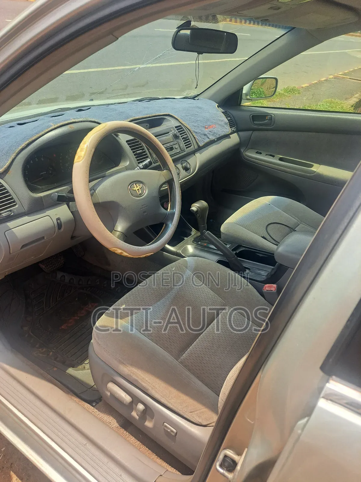 Toyota Camry 2004 Silver