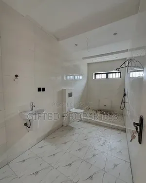 4bdrm Duplex in Gra Port Harcourt for sale