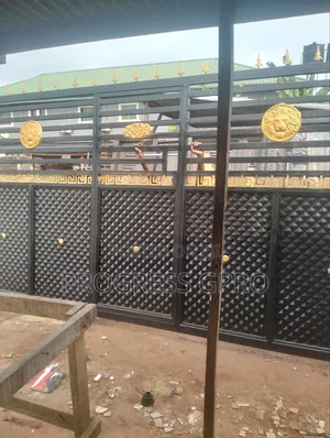 Simple Design Gate