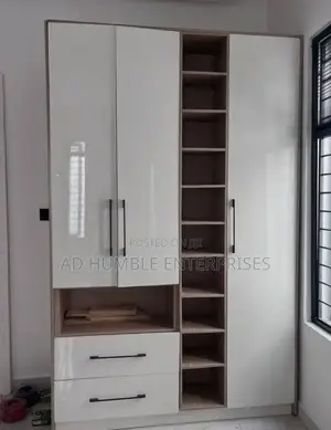 High Gloxy Closet Wobrope