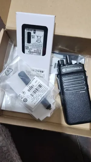 Motorola Dp2400e Digital Walkie Talkie -