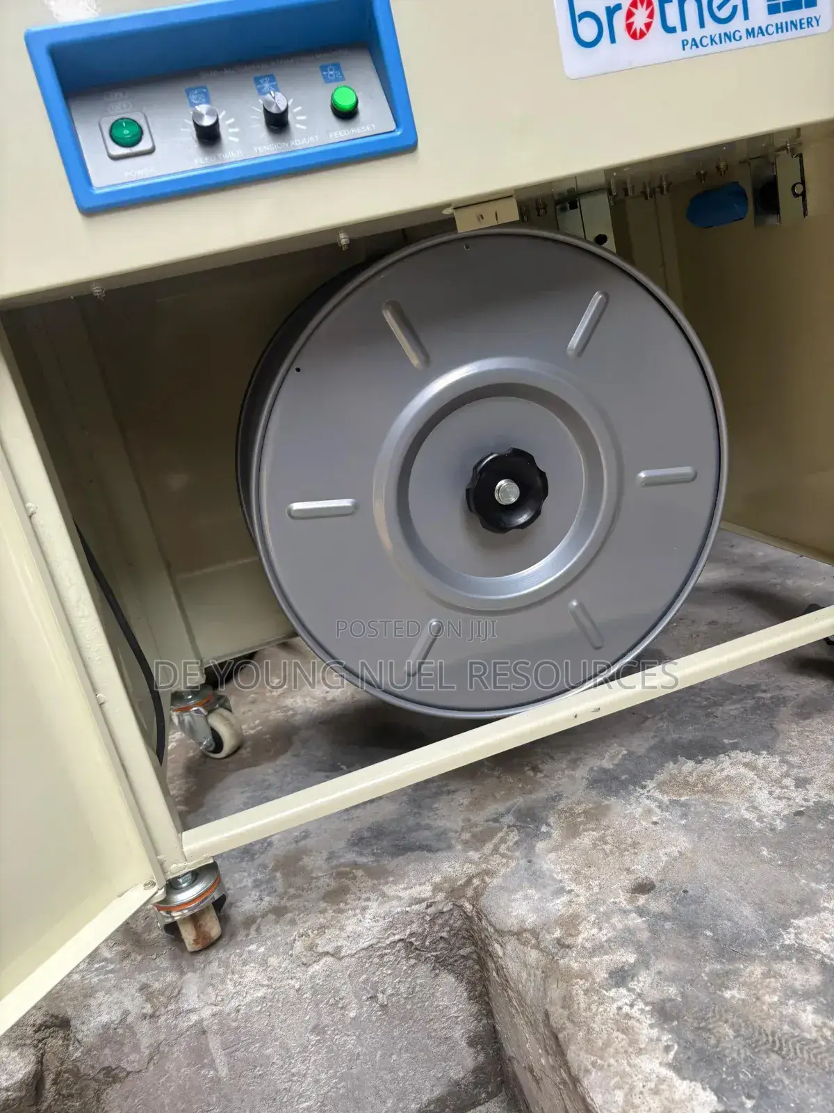Quality Simi Automatic Strapping Machine