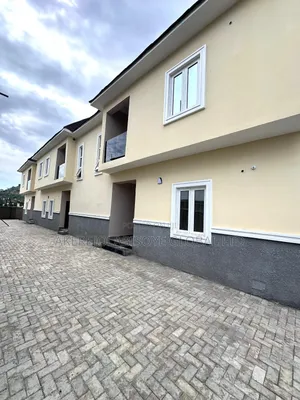 3bdrm Townhouse / Terrace in Guzape Abuja for rent