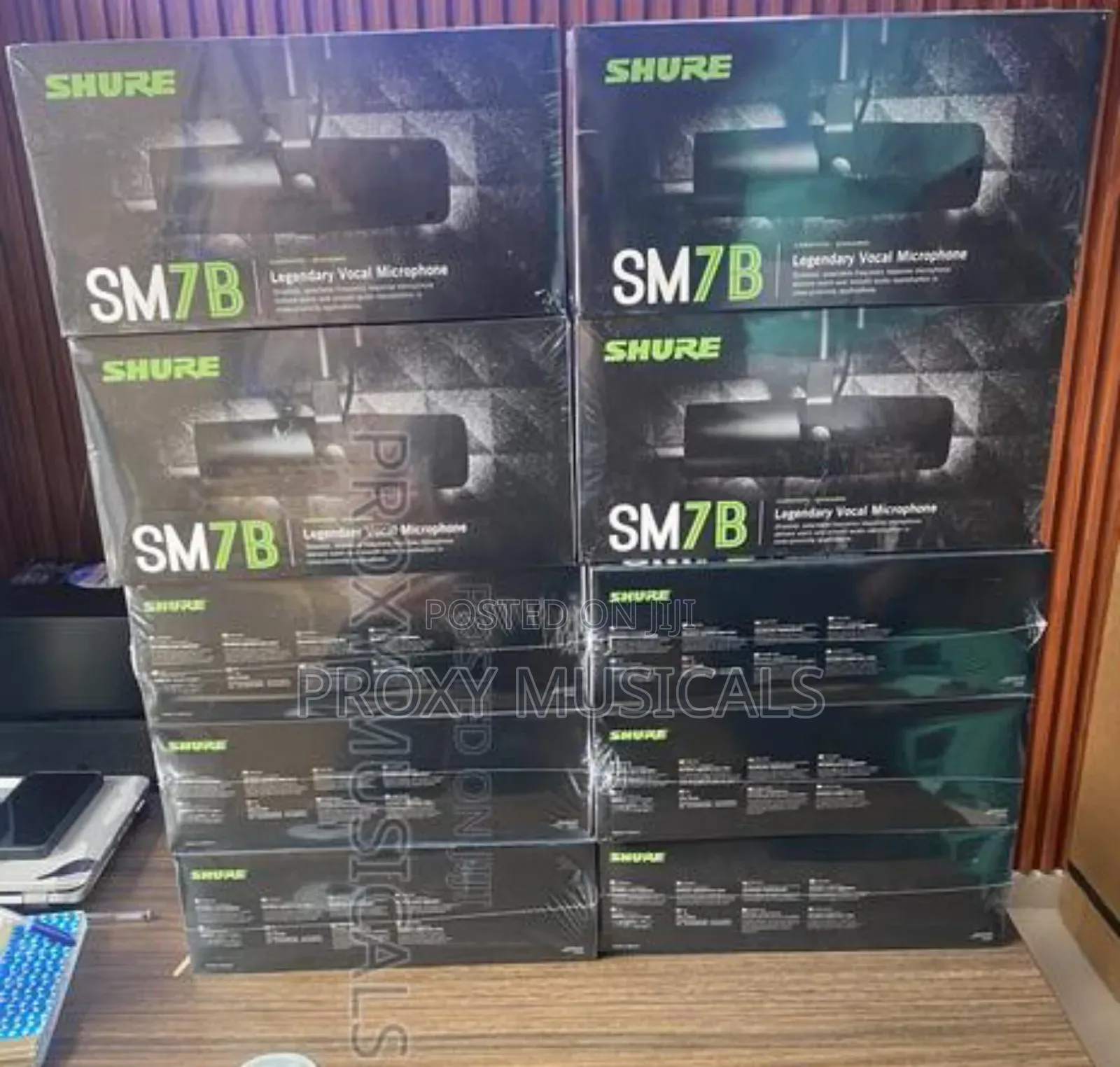 Sm7b Corded Dynamic Legendary Vocal Microphone