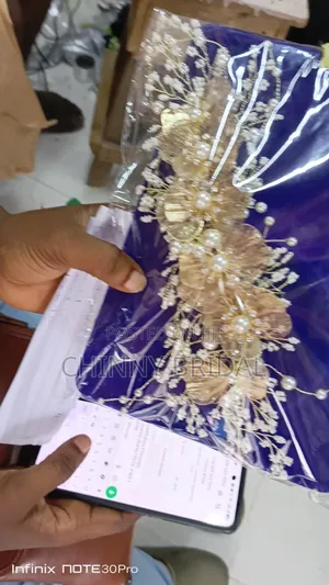 Wire Work Flexible Gold Hair Vine