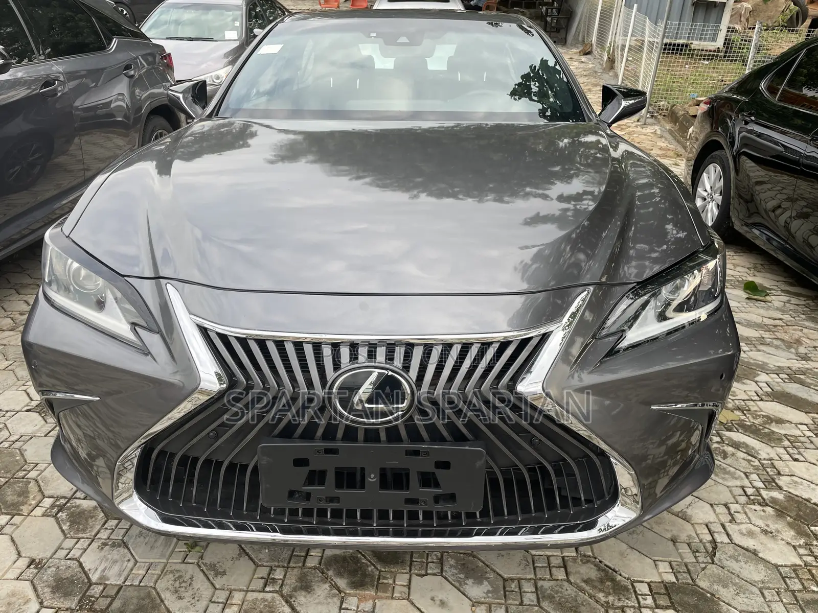 Lexus ES 2020 Gray