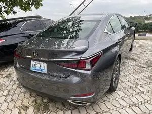 Lexus ES 2020 Gray